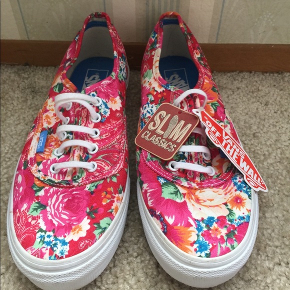 vans women's slim classics